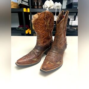 Ariat boots, NWOT, brown 10
